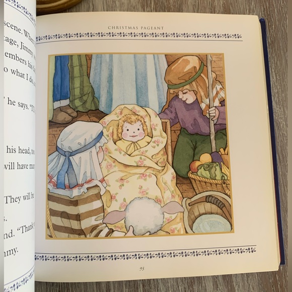 🎄Merry Christmas Treasury of Stories and Songs Children’s Book - Picture 9 of 15